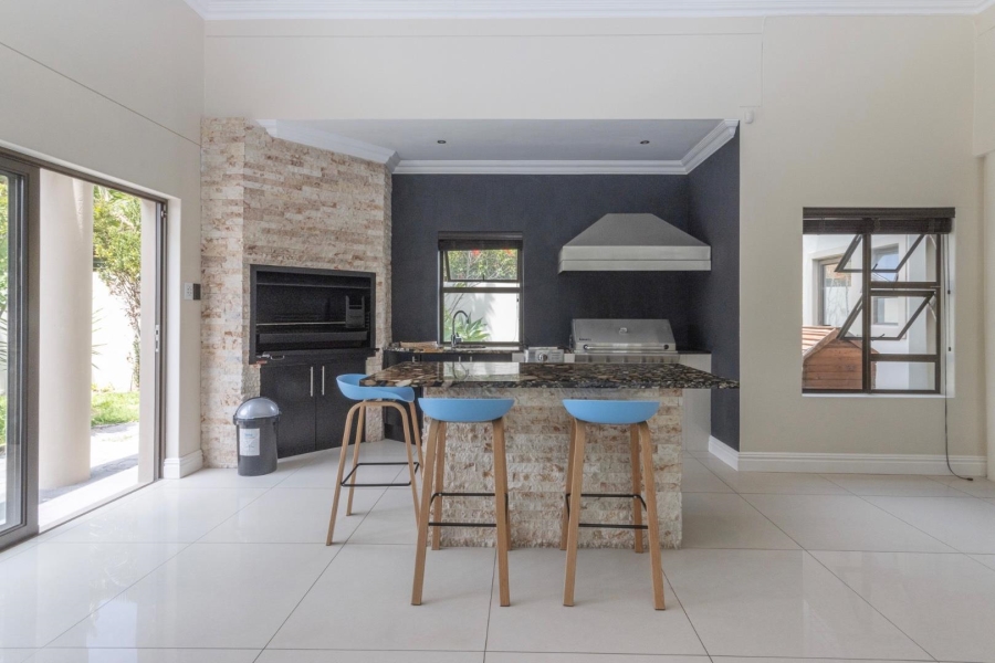 5 Bedroom Property for Sale in Sunset Beach Western Cape